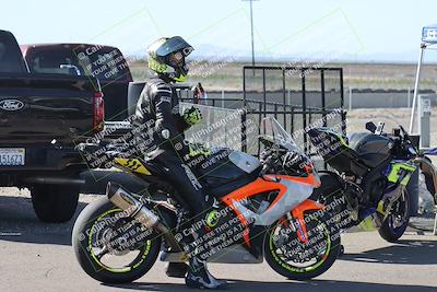 media/Oct-12-2025-CRA (Sun) [[e621380112]]/Around the Pits/